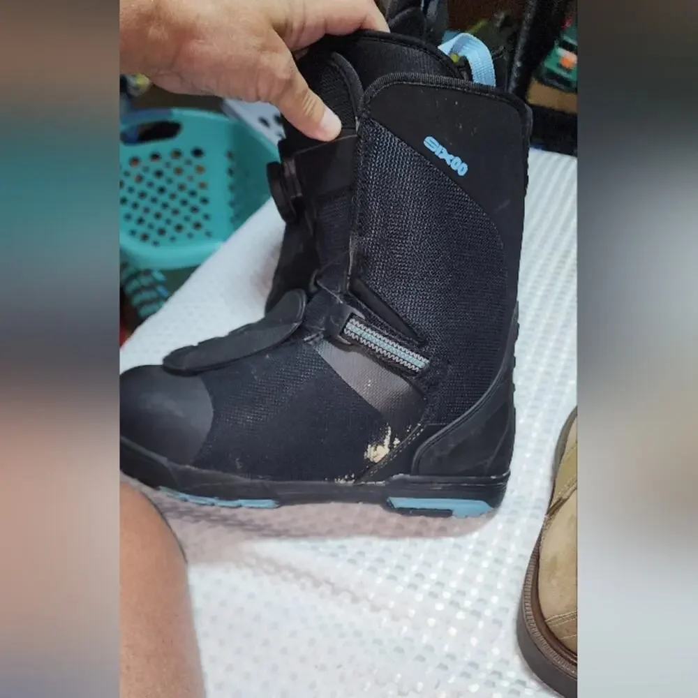 HEAD EUC MENS SZ 6 SNOWBOARDING BOOTS.